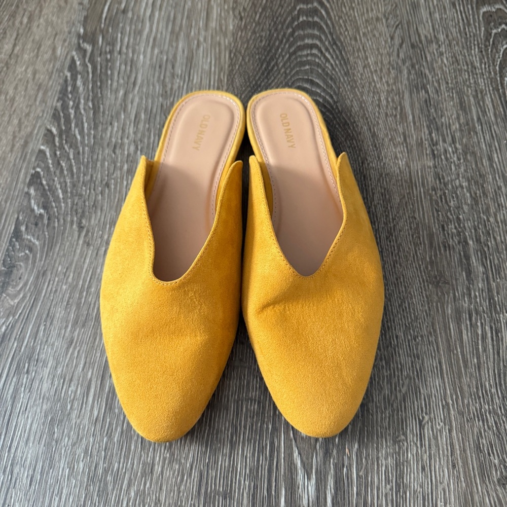 Yellow mules